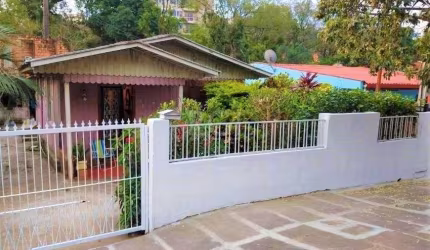 Casa para Venda - 74m², 3 dormitórios, 2 vagas - Nonoai