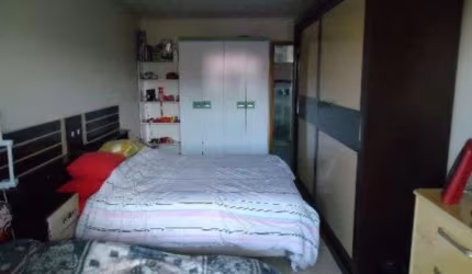 Casa para Venda - 220m², 3 dormitórios, sendo 1 suites, 2 vagas - Hípica