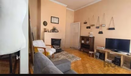 Amplo apartamento no beiro Floresta