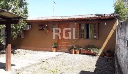 Casa para Venda - 120m², 3 dormitórios, sendo 1 suites, 2 vagas - Hípica