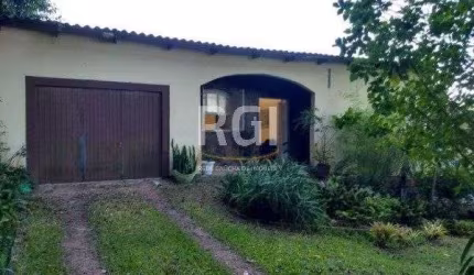 Casa para Venda - 150m², 3 dormitórios, 2 vagas - Hípica