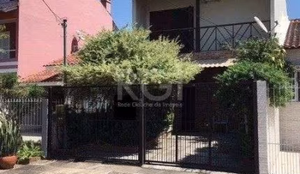 Casa para Venda - 140m², 3 dormitórios, 2 vagas - Hípica