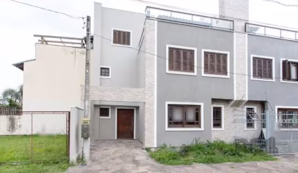 Sobrado 2 dormitórios mais terreno de esquina de 192m2