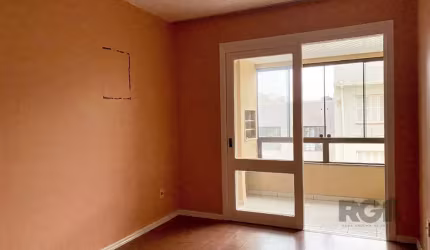 Apartamento com sacada, churrasqueira e vaga de garagem no Centro Histórico