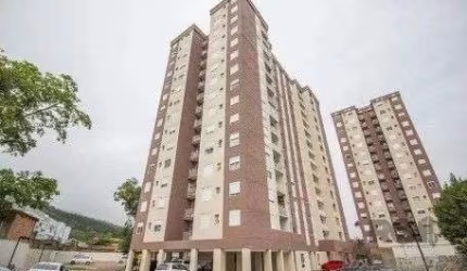 Ótimo apto em Condominio Fechado