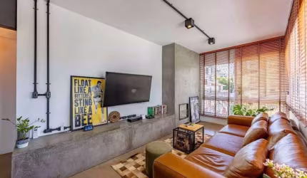 COBERTURA DE 151M², 2 DORMITÓRIOS, 1 SUÍTE, 2 VAGAS - BAIRRO PETRÓPOLIS
