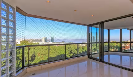 Apartamento alto padrão , 3 suítes, 3 vagas garagem, depósito, bairro Cristal