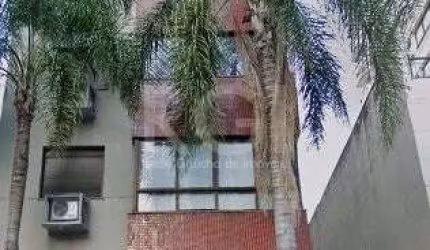 Apartamento 2 dormitórios no bairro Mon't Serrat. Living ambiente amplo com split, cozinha americana, área de serviço e sol da manhã. Infraestrutura com 2 elevadores, portaria virtual e portão eletrôn
