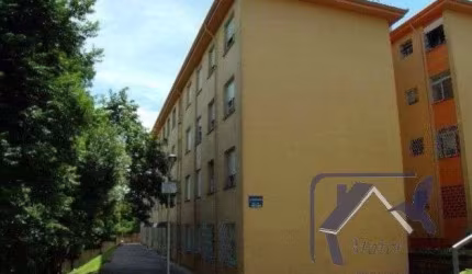 Apartamento 1 dormitório, 1 vaga de garagem, no bairro Cristal, Porto Alegre/RS    &lt;BR&gt;  &lt;BR&gt;Apartamento de 1 dormitório,  living 2 ambientes; banheiro social, cozinha e área de serviço. C