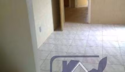 Apartamento  de 2 dormitórios, living 2 ambientes, banheiro social; cozinha, área de serviço. Condomínio com piscina, churrasqueira, playground, salão de festas, jardim, portaria e segurança 24h. Ótim