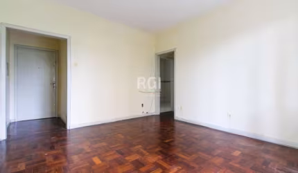APARTAMENTO 3 DORMITÓRIOS SENDO 1 SUÍTE,  1 VAGA NO BAIRRO MENINO DEUS EM PORTO ALEGRE.&lt;BR&gt;Vende-se excelente amplo apartamento  de frente no coração do bairro Menino Deus, com  3 dormitórios se