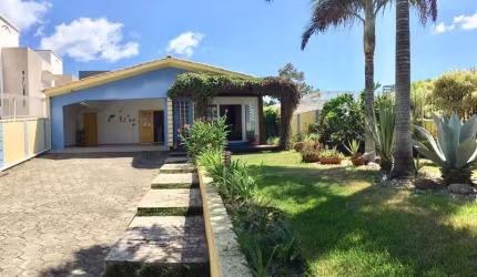 Casa para Venda em Florianópolis, Morro das Pedras, 3 dormitórios, 1 suíte, 3 banheiros, 4 vagas