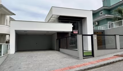 Casa para Venda em Palhoça, Pedra Branca, 3 dormitórios, 1 suíte, 3 banheiros, 2 vagas