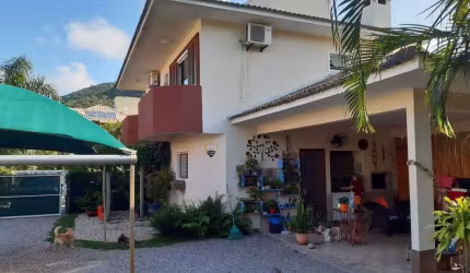 Casa para Venda em Florianópolis, Rio Tavares, 3 dormitórios, 1 suíte, 3 banheiros, 4 vagas