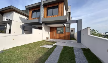 Casa para Venda em Florianópolis, Campeche, 3 dormitórios, 1 suíte, 3 banheiros, 2 vagas