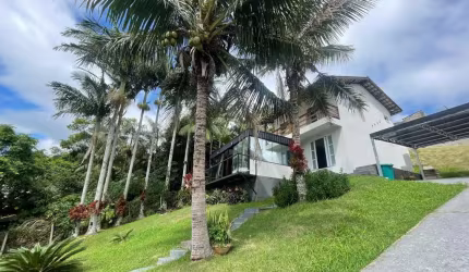 Casa para Venda em Florianópolis, Pantanal, 3 dormitórios, 1 suíte, 3 banheiros, 2 vagas