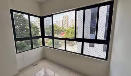 Espinheiro 2 Quartos 1 Suíte 1 Vaga