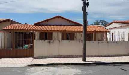 Casa lote inteiro na arvore grande