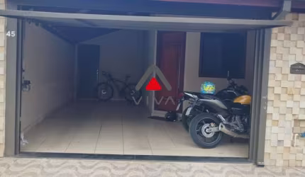 Casa no São Carlos com 03 quartos