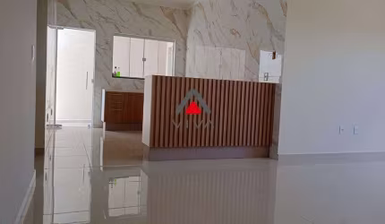 ACEITA TERRENO ATÉ 100 MIL Casa de lote inteiro no Parque Real