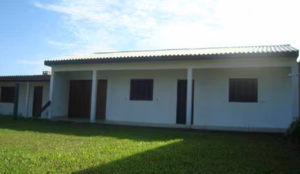Casa com 2 dormitórios à venda por R$ 190.000,00 - Costa do Sol - Cidreira/RS