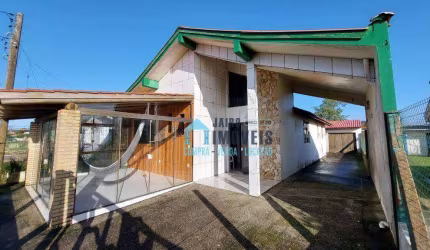 Casa em avenida principal com piscina, à venda por R$ 290.000 - Centro - Balneário Pinhal/RS