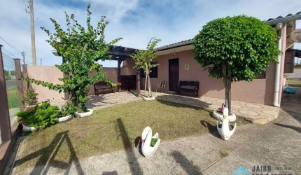 Casa com 3 dormitórios em ótima localização à venda por R$ 170.000 - Centro - Balneário Pinhal/RS
