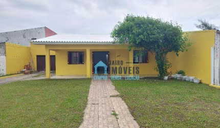 Ampla Casa com 4 dormitórios sendo 1 suíte à venda por R$ 330.000 - Centro - Balneário Pinhal/RS