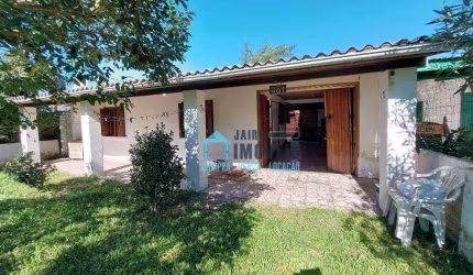 Casa com 2 dormitórios à venda por R$ 125.000,00 - Magistério - Balneário Pinhal/RS