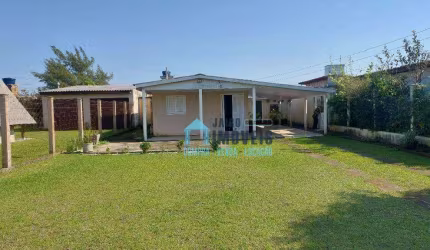 Casa com 1 suíte e anexo com churrasqueira à venda por R$ 160.000 - Centro - Balneário Pinhal/RS