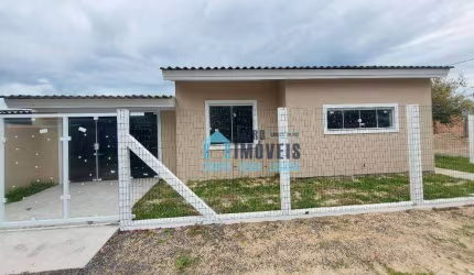 Casa com 2 dormitórios à venda por R$ 230.000,00 - Centro - Balneário Pinhal/RS