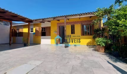 OPORTUNIDADE - São 2 Casas prontas para morar, à venda por R$ 265.000 - Centro - Balneário Pinhal/RS