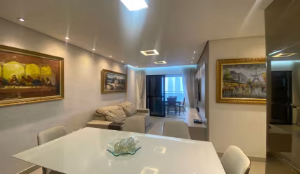 Vende Apartamento na Ponta do Farol, 03 suítes
