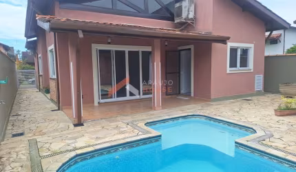 Casa em condomínio com 3 dormitórios 200M2, Para Locação - Centro - Bertioga/SP