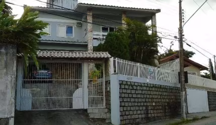 Casa  SÃO JOSÉ - SC