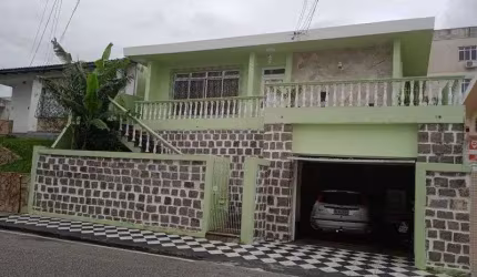 Casa  SÃO JOSÉ - SC