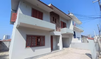 Casa  SÃO JOSÉ - SC