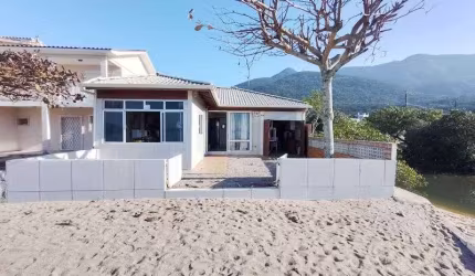 Casa em alvenaria PALHOÇA - SC