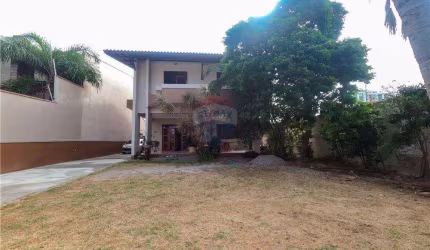 Casa Duplex à Venda