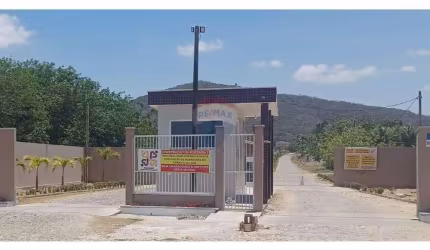 Terreno com 1.350 m² no Garrote Village II,  R$ 160.000,00.  Quitado, documentação regulamentada.  Aceitamos financiamento !!!!
