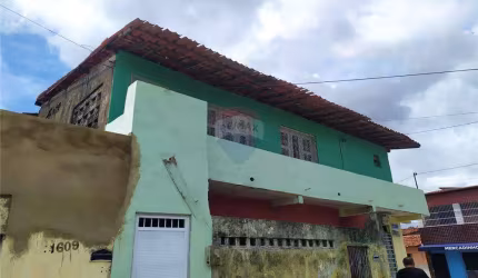 Casa para locação com 2 quartos no Parque Soledade