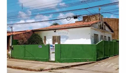 Casa com 3 Quartos de 79m² por R$ 320.000,00 - José Walter