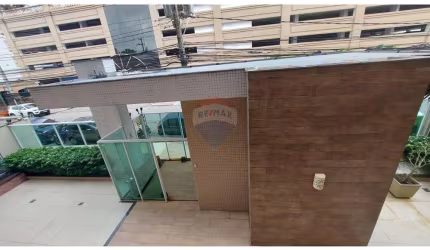Amplo Apartamento de 157m² no Cocó: 3 Quartos, Suíte e Varanda