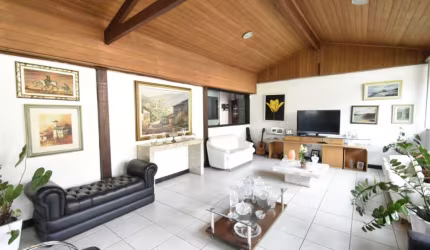 Casa com 5 quartos à venda na Mondovi, 1, Bandeirantes, Belo Horizonte por R$ 2.000.000
