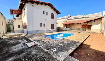 Casa com 5 quartos à venda na Rua Augusto Moreira, 1111, Santa Amélia, Belo Horizonte por R$ 1.590.000