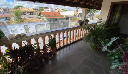 Casa com 4 quartos à venda na Rua Expedicionários, 1720, Novo Progresso, Contagem por R$ 950.000