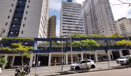 Sala Comercial no Bairro Champagnat