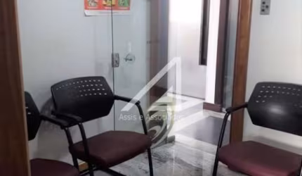 SALA COMERCIAL EM CENTRO MEDICO NASCENTE GARAGEM ELEVADORES À VENDA NA GRAÇA!
