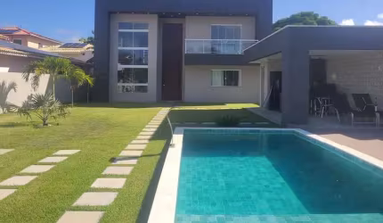 CASA MODERNA 4 SUÍTES PISCINA QUIOSQUE GOURMET VARANDA MOBILIADA À VENDA BARRA DO JACUÍPE!