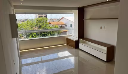 APARTAMENTO 2 QUARTOS SUÍTE VARANDA GARAGEM PISCINA À VENDA EM PLACAFOR/PIATÃ!